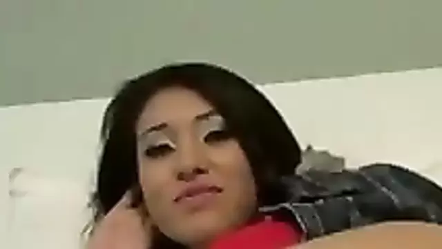 جنده ازبکی می خواد دوستشو بکنه.