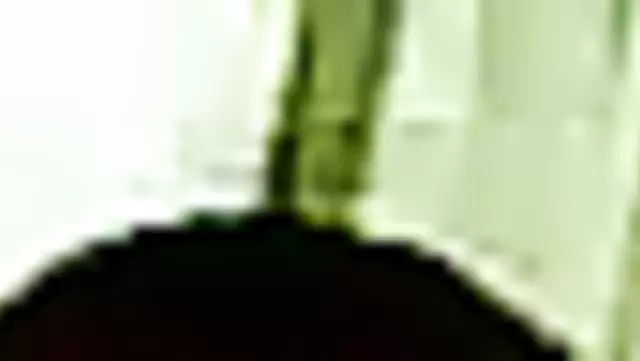 یه زن راضی میشه از یه پسر جوون ازبک کس لیسی کنه.